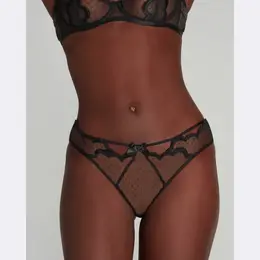 Agent Provocateur: Чёрные трусы 