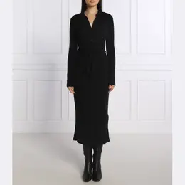 Calvin Klein: Чёрное платье 