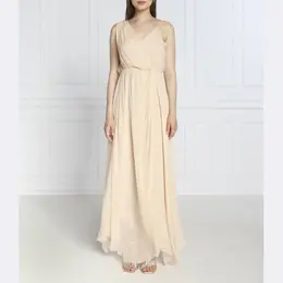Patrizia Pepe: Бежевое платье 