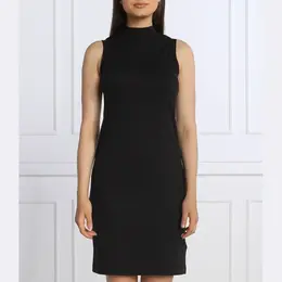 Calvin Klein: Чёрное платье 