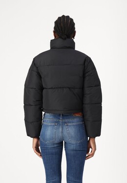 Calvin Klein: Зимний пуховик 