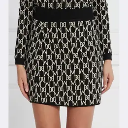 Marciano Guess: Чёрная юбка 