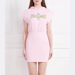 Chiara Ferragni: Платье с вышивкой 