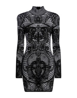 Balmain: Чёрное платье 