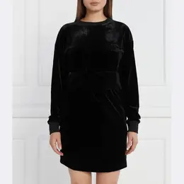Armani Exchange: Чёрное платье 