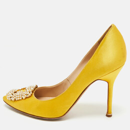 Manolo Blahnik: Жёлтые туфли  Hangisi