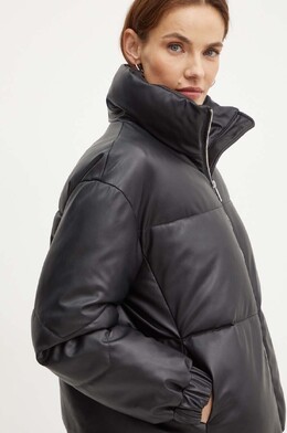 Armani Exchange: Чёрная куртка 