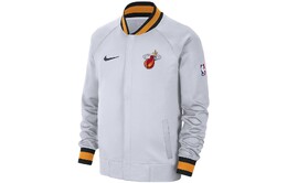 Nike: Серая куртка  Dri FIT