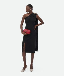 Bottega Veneta: Чёрное платье 