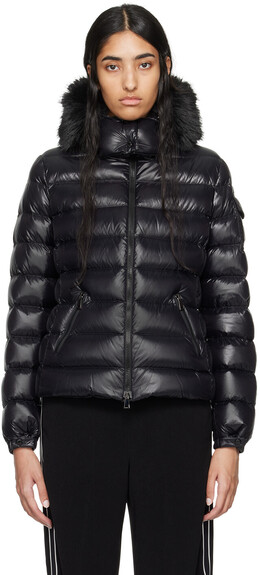 Moncler: Чёрный пуховик 