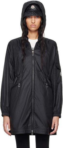 Moncler: Чёрная куртка 