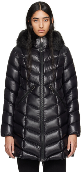 Moncler: Чёрное пальто 