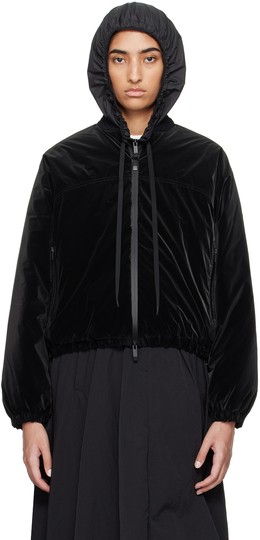 Moncler: Чёрная куртка 