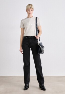 Calvin Klein Jeans: Прямые джинсы 
