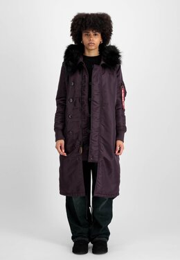 Alpha Industries: Фиолетовый пуховик 