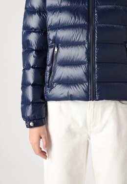 Tommy Hilfiger: Тёмный пуховик 