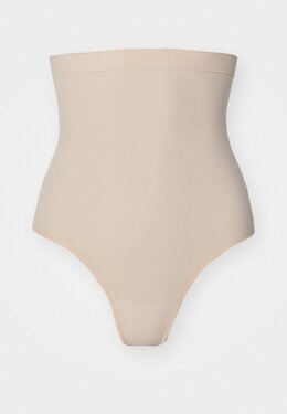 Spanx: Бежевые трусы 