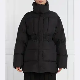 Pinko: Чёрная куртка 