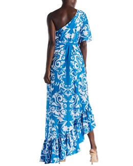 Monique Lhuillier: Льняное пальто 