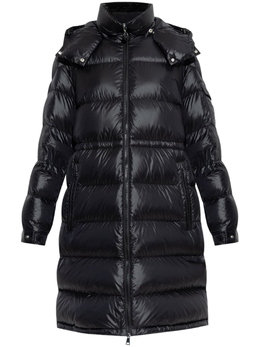 Moncler: Чёрное пальто 