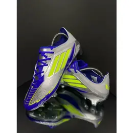 adidas: Жёлтые кеды 