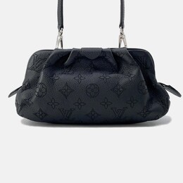 Louis Vuitton: Чёрная сумка 
