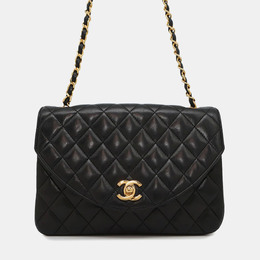 Chanel: Чёрная сумка 