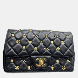 Chanel: Чёрная сумка 