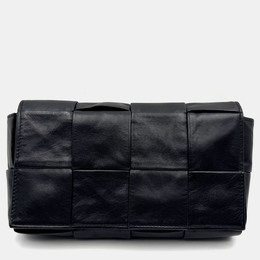 Bottega Veneta: Чёрная сумка  Cassette