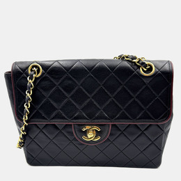 Chanel: Чёрная сумка 