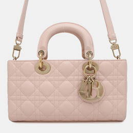 Dior: Светлая сумка 