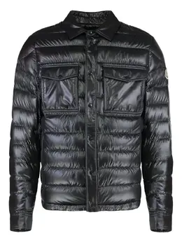 Moncler: Чёрная куртка 