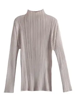 Pleats Please Issey Miyake: Светлый топ 