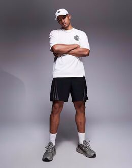 adidas Performance: Шорты с карманами 