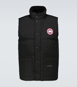 Canada Goose: Чёрный жилет  Freestyle Crew