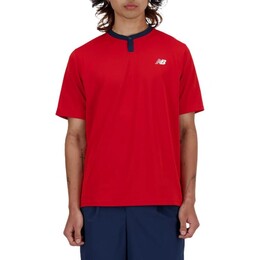 New Balance: Красная футболка 