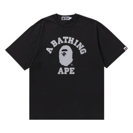 A BATHING APE: Чёрная футболка 