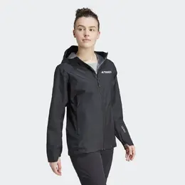 Adidas: Чёрная куртка  Terrex