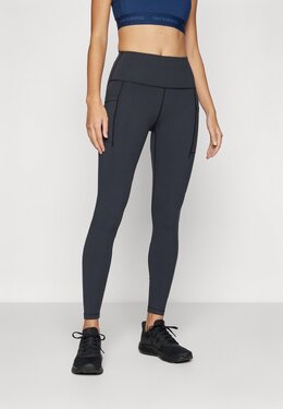 New Balance: Чёрные легинсы 