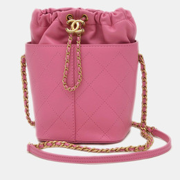 Chanel: Розовая сумка 