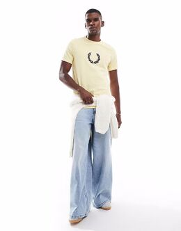 Fred Perry: Футболка с принтом 