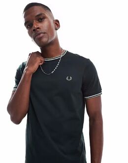 Fred Perry: Тёмная футболка 