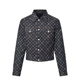 Louis Vuitton: Джинсовая куртка 