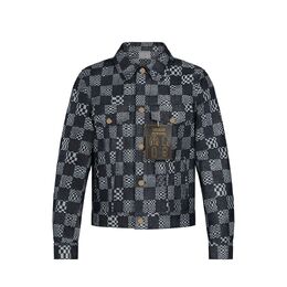 Louis Vuitton: Синяя куртка 