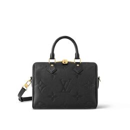 Louis Vuitton: Чёрная сумка 