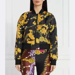 Versace: Куртка свободного кроя 
