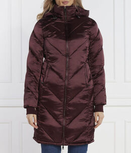 Calvin Klein: Красное пальто 