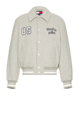 Tommy Jeans: Серая куртка 
