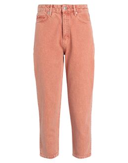 Hugo Boss: Красные джинсы 