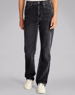 Calvin Klein Jeans: Прямые джинсы 